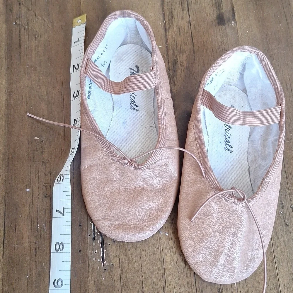 Theatricals Tan Leather Kids Ballet Shoes Size 11.5M